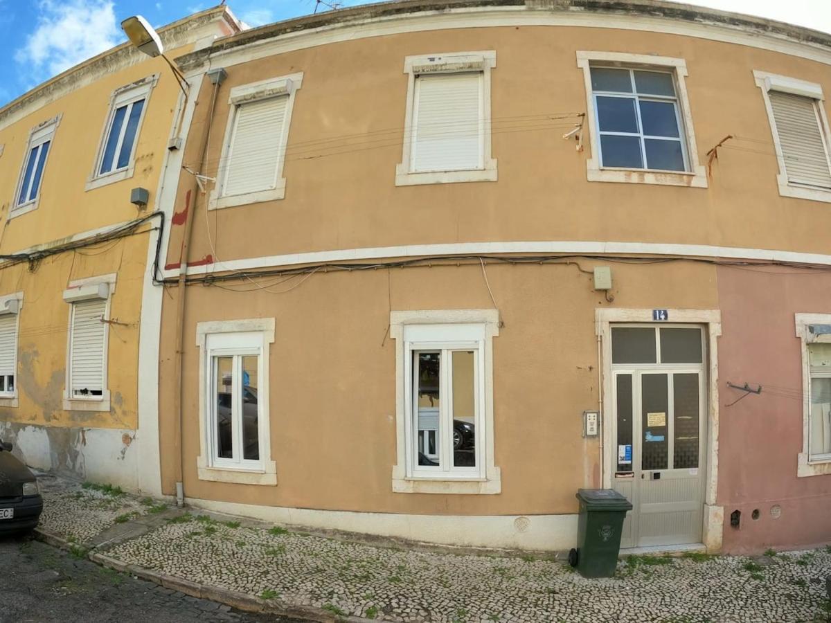 Lisbon T2 Apartment In Typical Villa In Sapadores Lisboa المظهر الخارجي الصورة